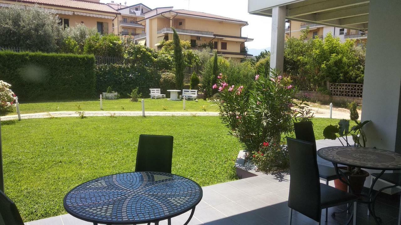 Hotel Le Ceramiche Montalto Uffugo Exterior photo